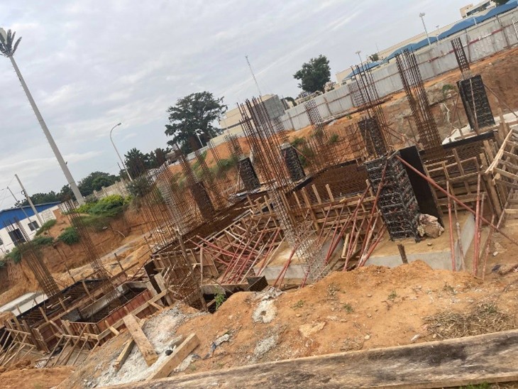  CONSTRUCTION DU RESTAURANT AU SIEGE DE L’OTR AVEC CENTRO S.A